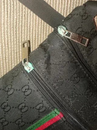 Riñonera Gucci Negra