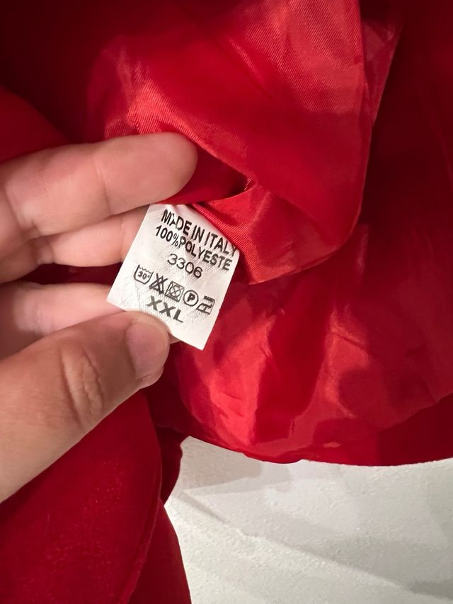 Abrigo Rojo Talla XXL con Capucha