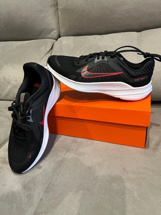 Zapatillas Nike Negras Talla 41 nuevas