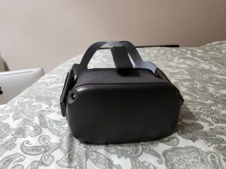 Oculus Quest con mandos y funda