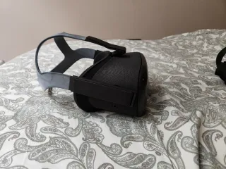 Oculus Quest con mandos y funda