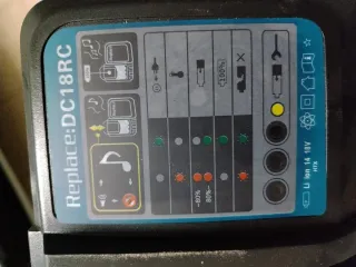 Caricatore DC18RC non originale Makita