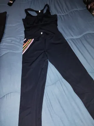 Conjunto deportivo mujer negro multicolor