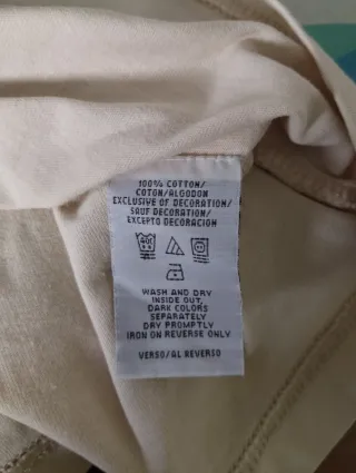 Camiseta Tommy Hilfiger Manga Larga Beige/Negra