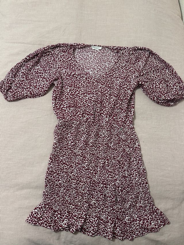 Vestido estampado vino tinto y blanco