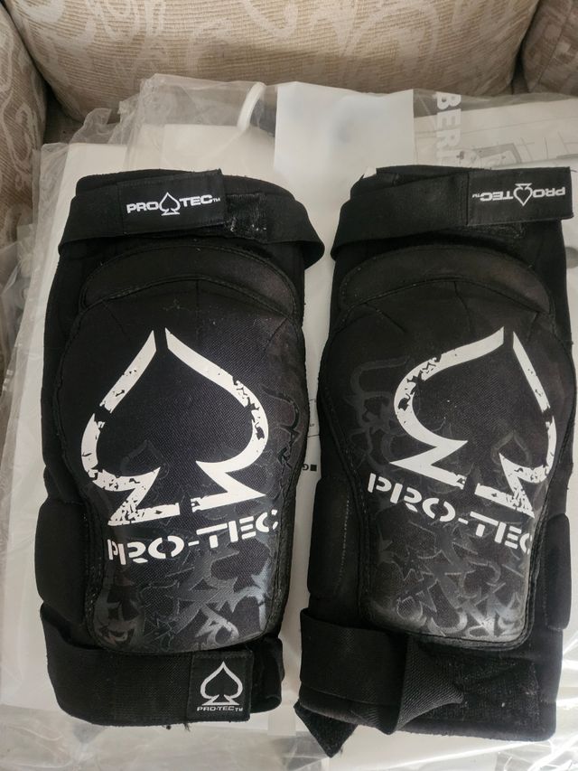 Rodilleras Pro Tec Negras