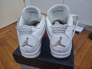 Jordan 4 Pures Money
