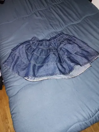 Minifalda vaquera con volantes