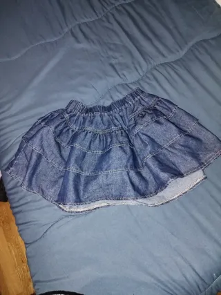 Minifalda vaquera con volantes