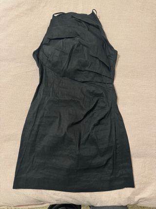 Vestido negro Zara