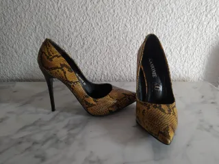 Zapatos de tacón Kamome piel serpiente