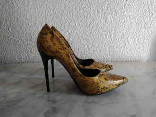 Zapatos de tacón Kamome piel serpiente
