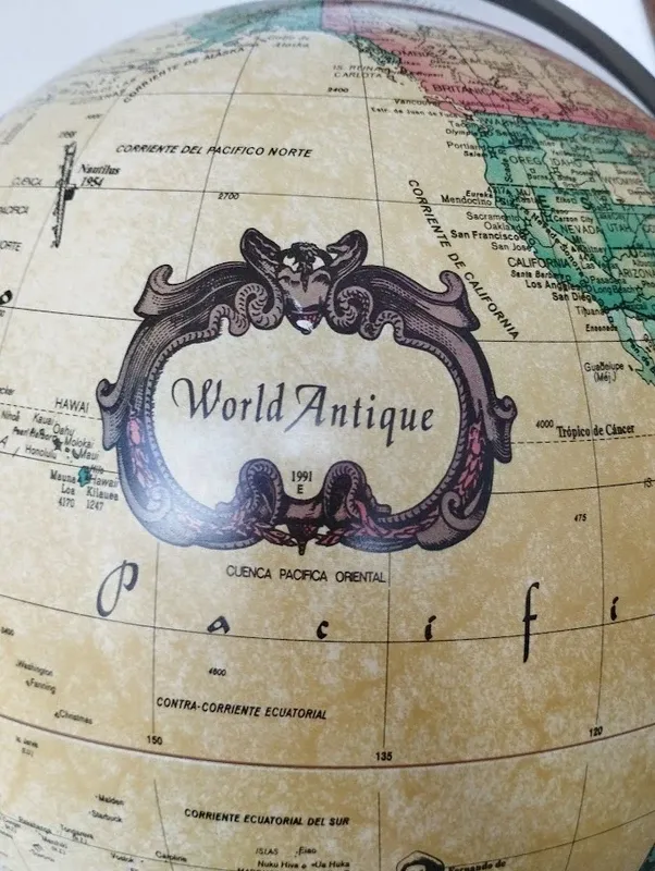 Globo terráqueo antiguo