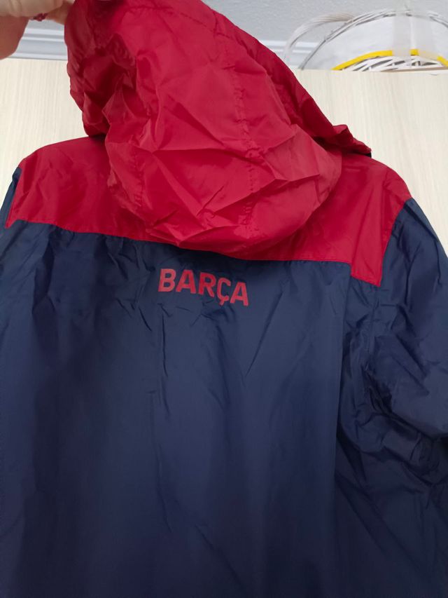 Chaqueta Ligera Nike FC Barcelona con Capucha