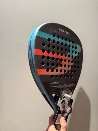Pala Bullpadel Vertex