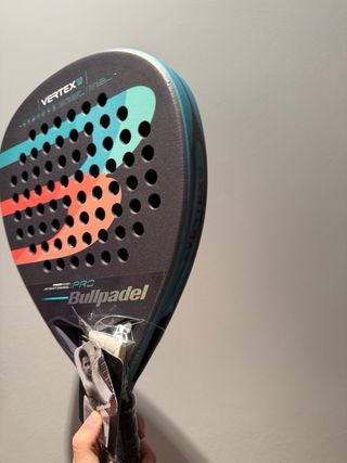 Pala Bullpadel Vertex