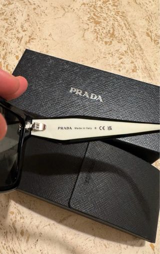Gafas de sol Prada Negras