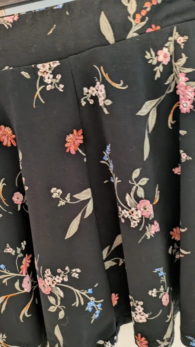 Falda estampada flores C&A