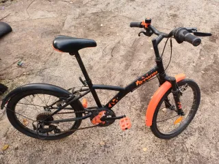 Bicicletta B-Twin arancione