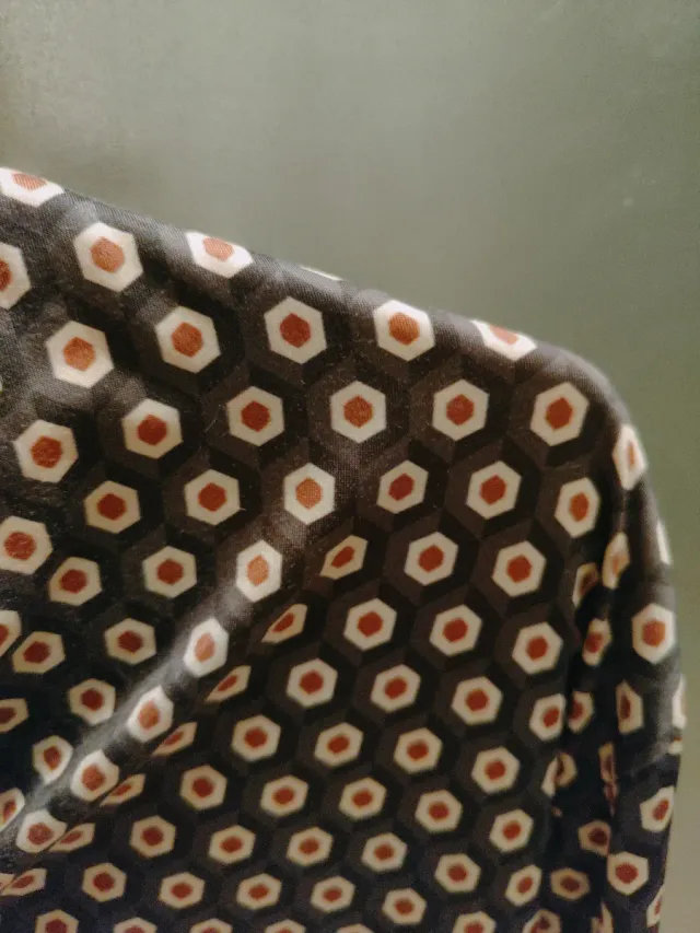 Blusa estampado geométrico