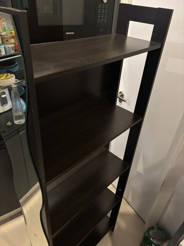 Scaffale nero in legno