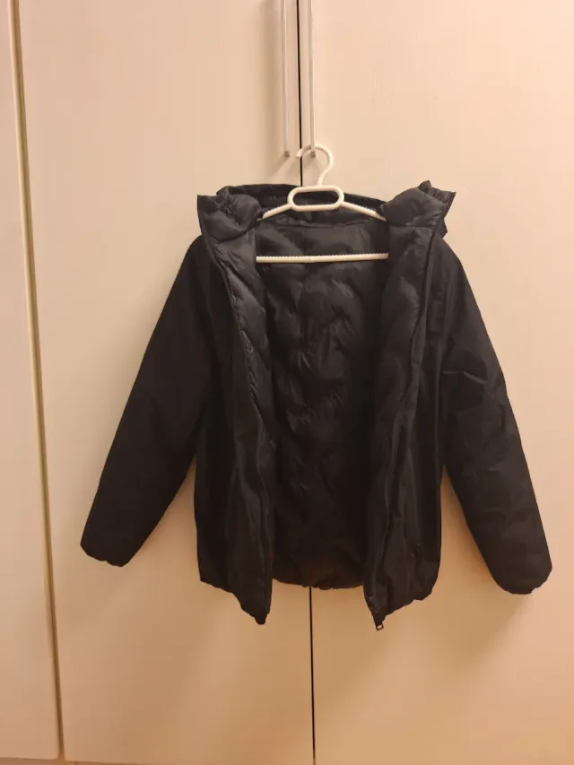 Abrigo Zara niña 10 años negro talla 140