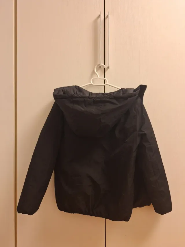 Abrigo Zara niña 10 años negro talla 140