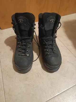 Botas Boreal Montaña Negras Usadas 3 Veces