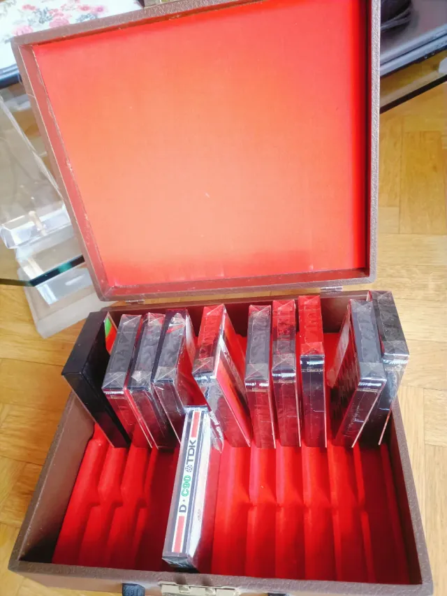 Astuccio per cassette