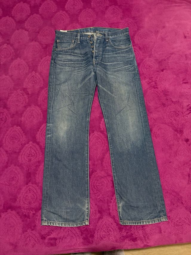 Levis jeans