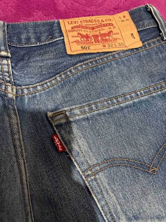 Levis jeans