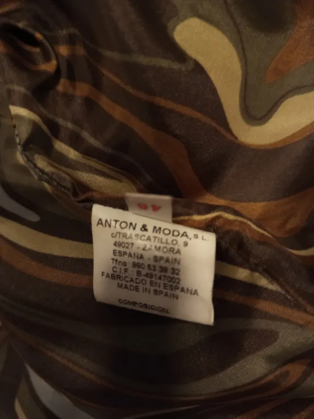 Chaquetón juvenil con cuello de pelo sintetico