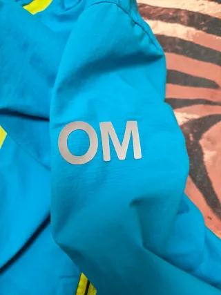 Giubbotto bambino blu con zip lime