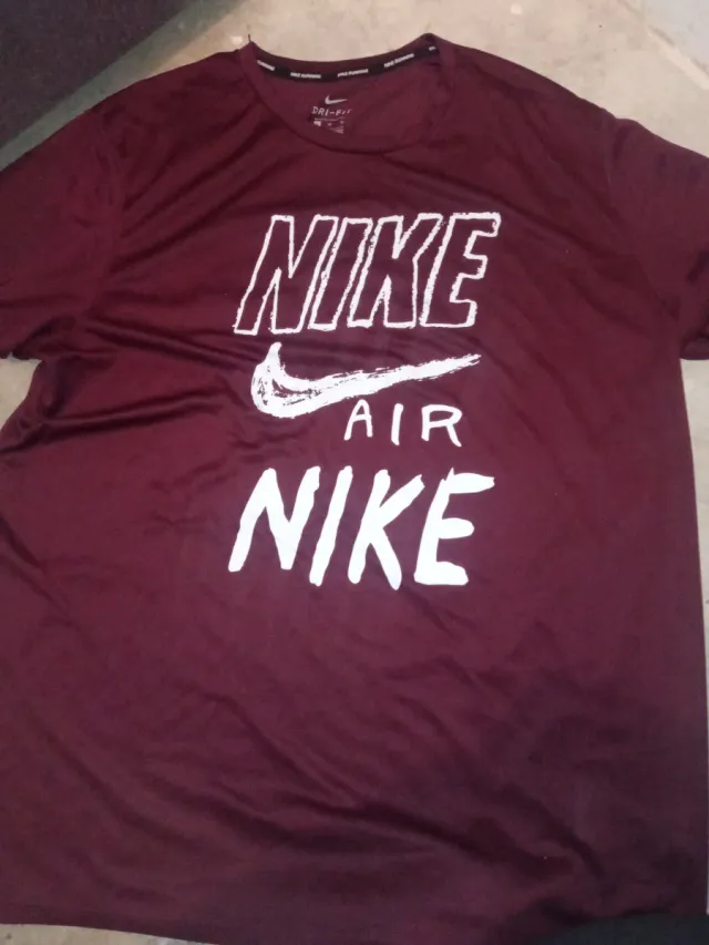Camiseta Nike Air Roja