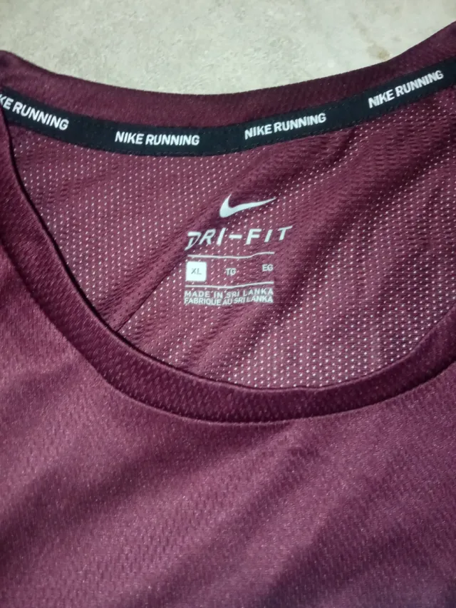 Camiseta Nike Air Roja