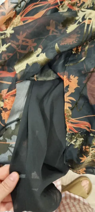 Vestido tul negro Zara.