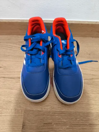 Zapatillas Adidas niño azul y rojo