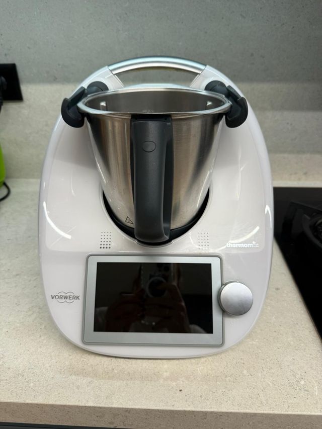 OCASIÓN THERMOMIX  TM6  prácticamente nueva,
