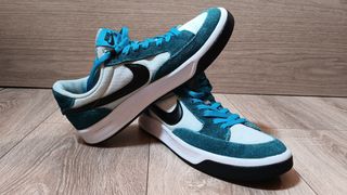 Sneakers Nike SB Adversary Premium