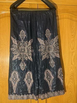 Falda pareo con hilos plateados