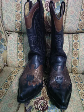 Botas Sancho Piel Negra y Marrón