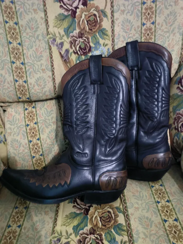 Botas Sancho Piel Negra y Marrón
