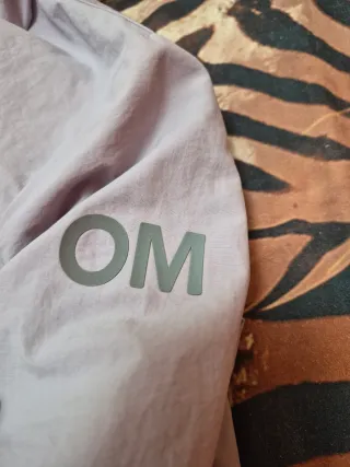 Giubbotto bambina con cappuccio