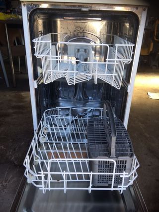 Lavavajillas Candy CSF4570 E.  8 sevicios