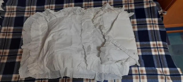 Saco capazo para bebé con volantes