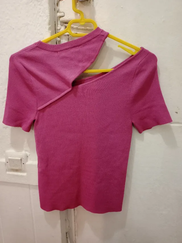 Top rosa asimétrico Zara Talla S