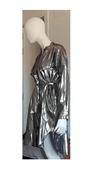 Vestido Burberry Seda Plateado Nuevo