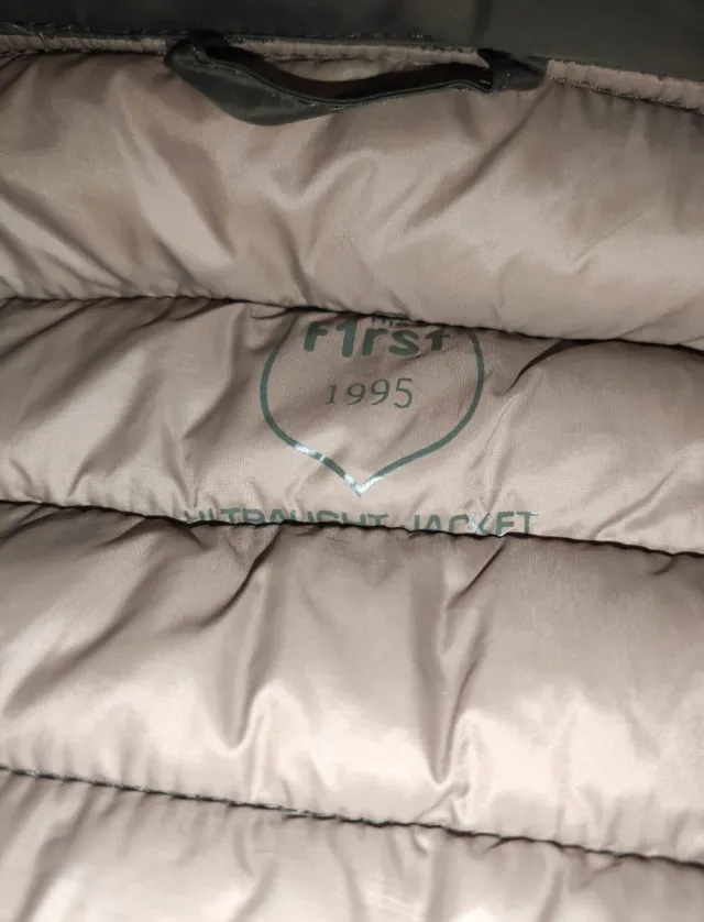 Chaleco The F1rst caqui ligero