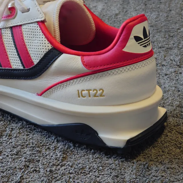 adidas Indoor CT22