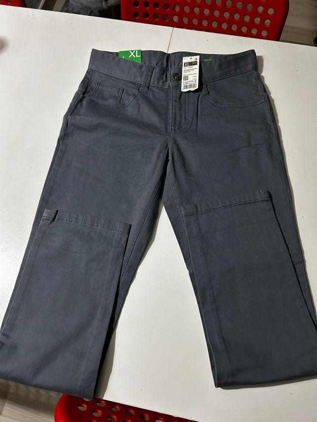 Calça Benetton infantil Tamanho XL